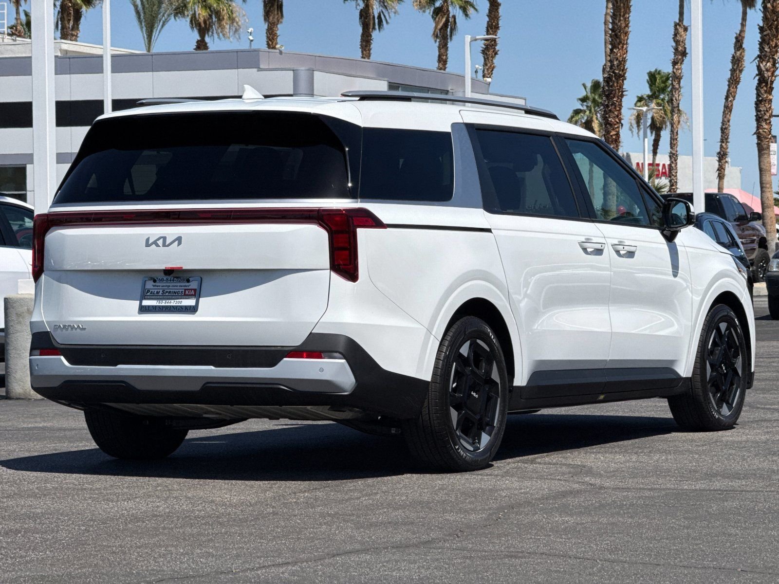 New 2026 Snow White Pearl Kia EX image 3