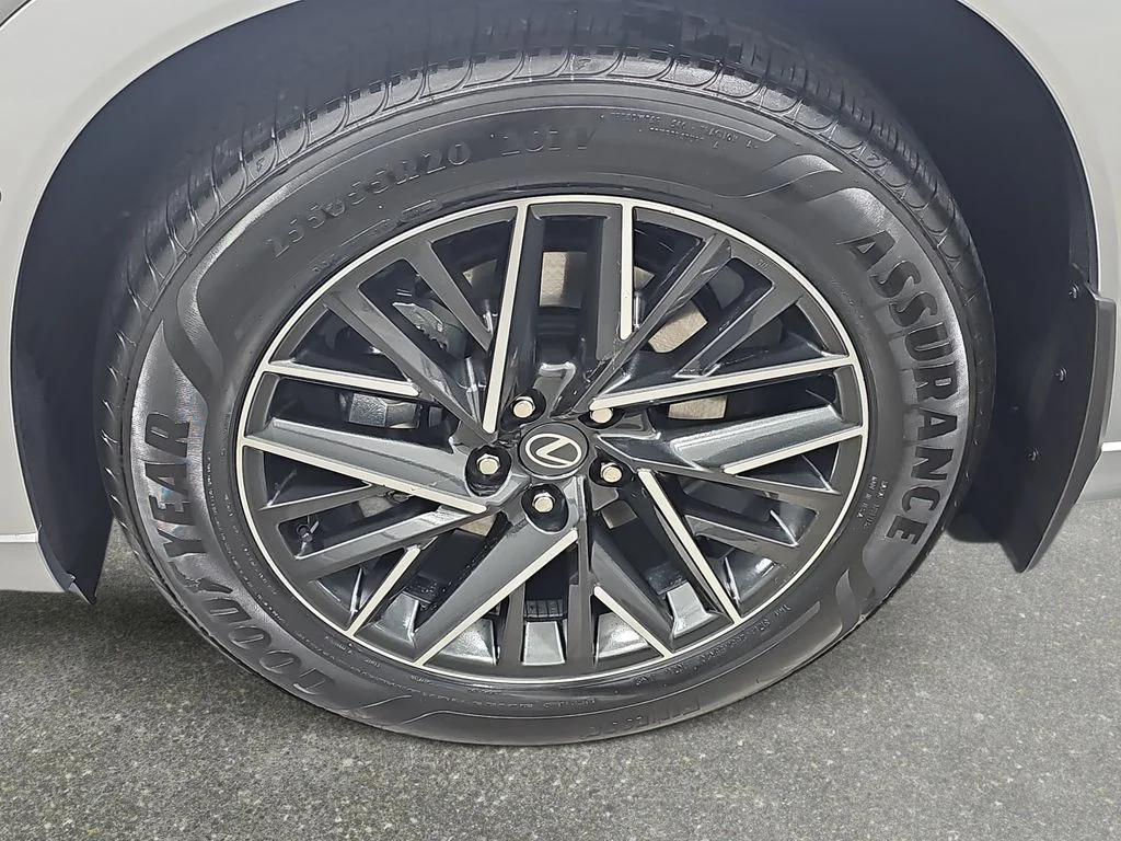New 2026 Celestial Silver Metallic Lexus PREMIUM AWD image 31