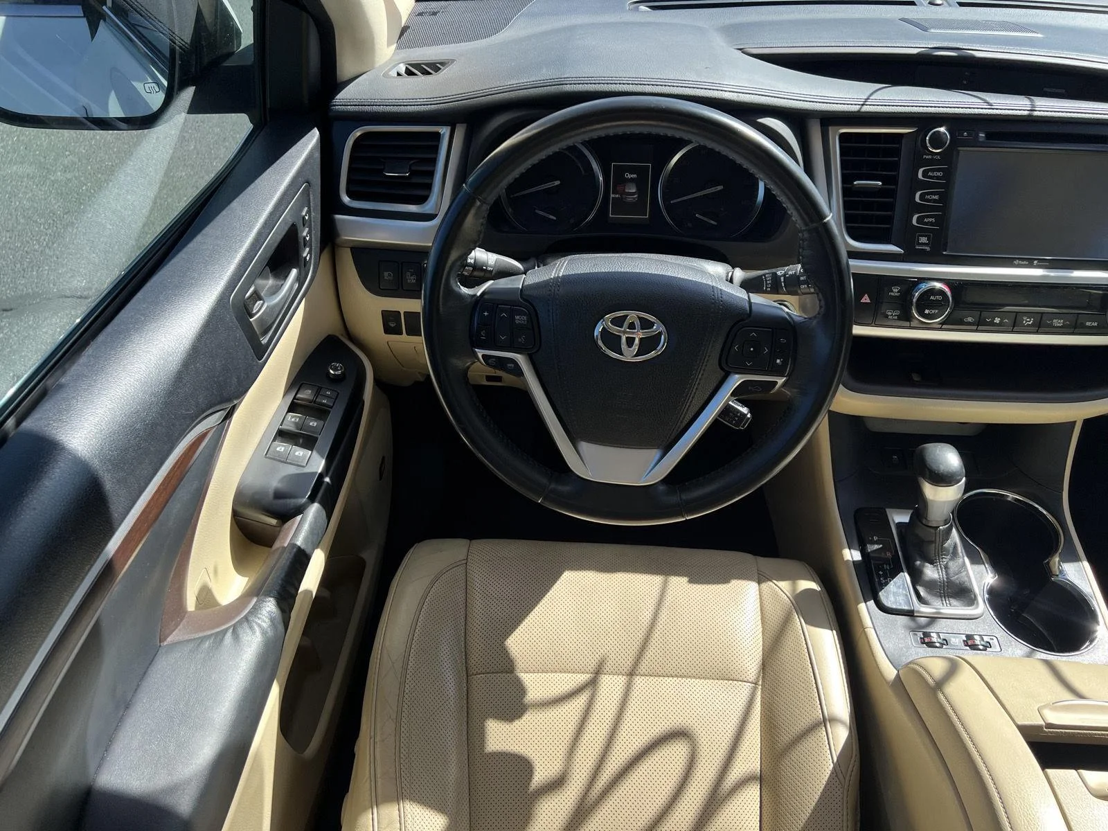 2015 Toyota Highlander Limited - Photo 34