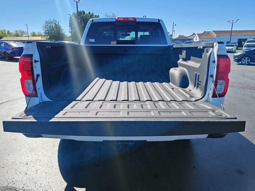 Used 2018 SUMMIT WHITE Chevrolet LTZ image 9