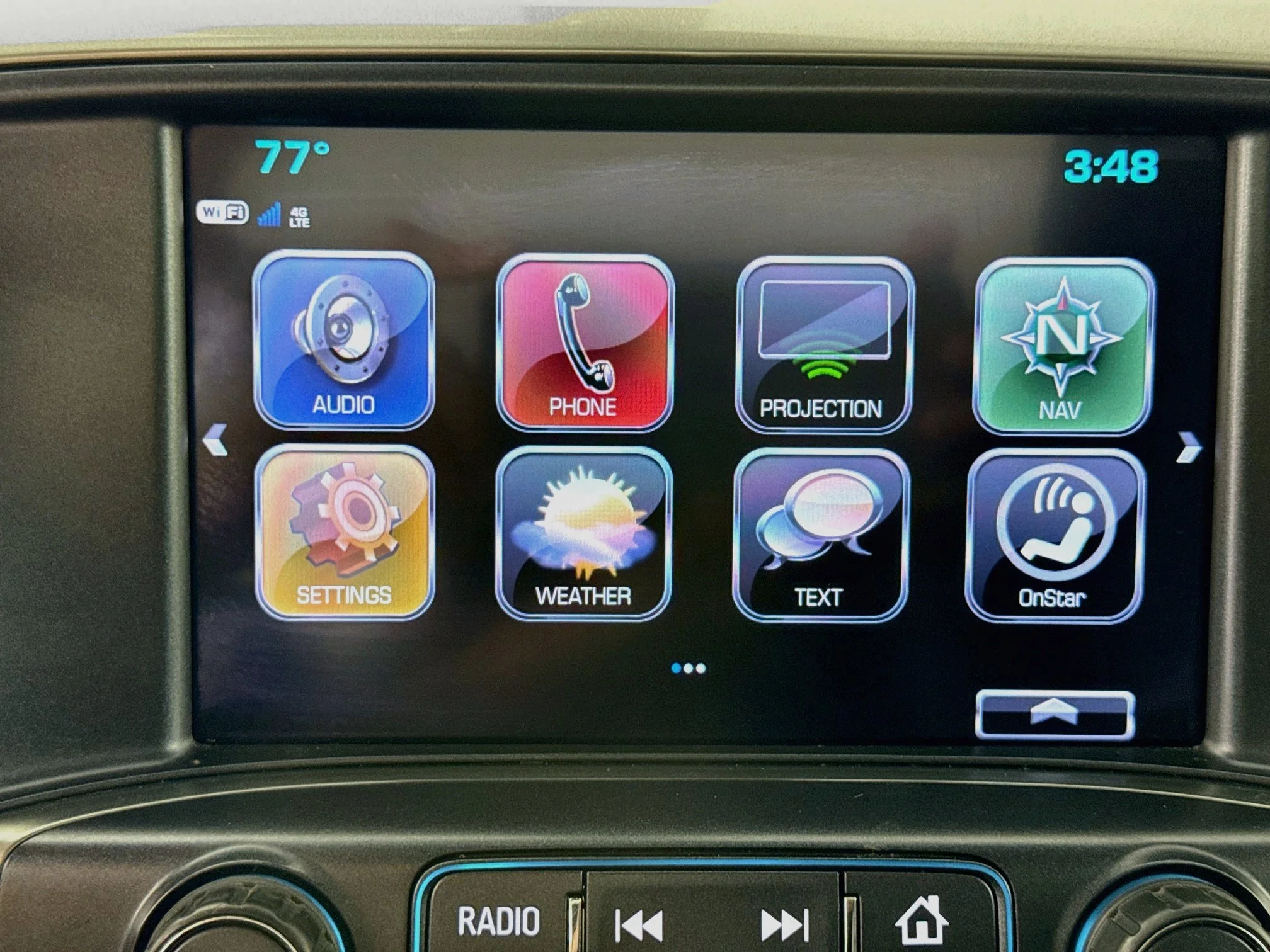 Used 2018 BLACK Chevrolet LT image 17