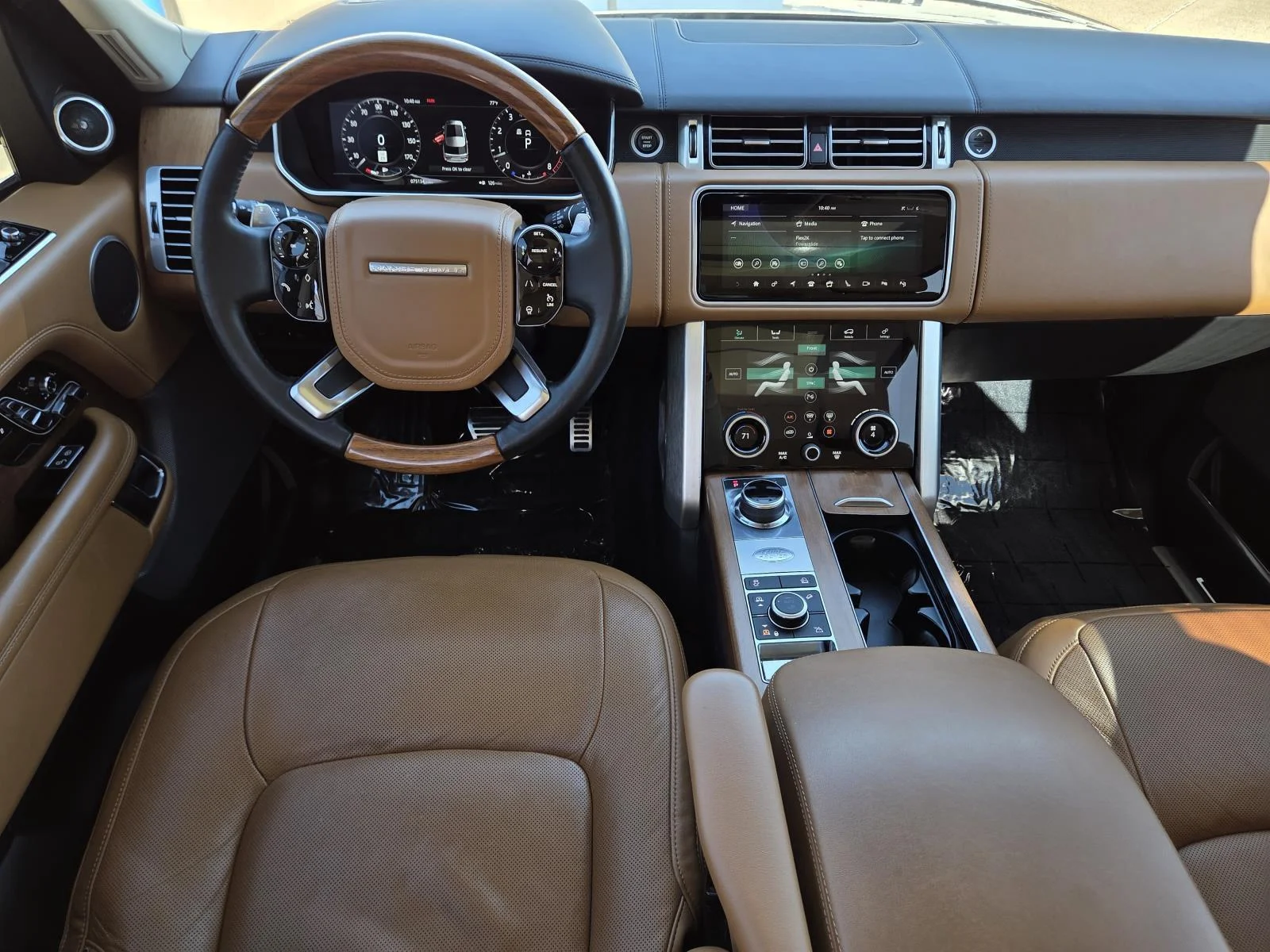 Used 2019 Silicon Silver Premium Metallic Land Rover Autobiography image 15