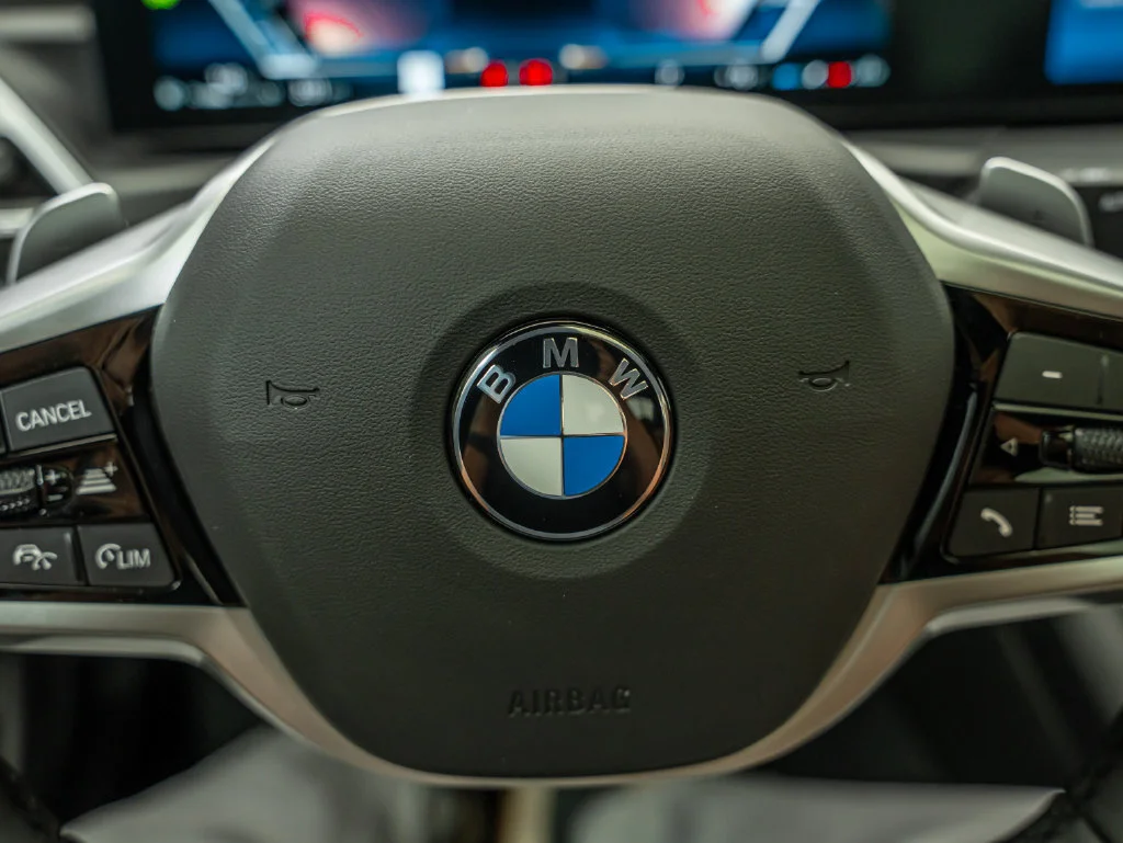 New 2026 Mineral White Metallic BMW 330i xDrive image 29