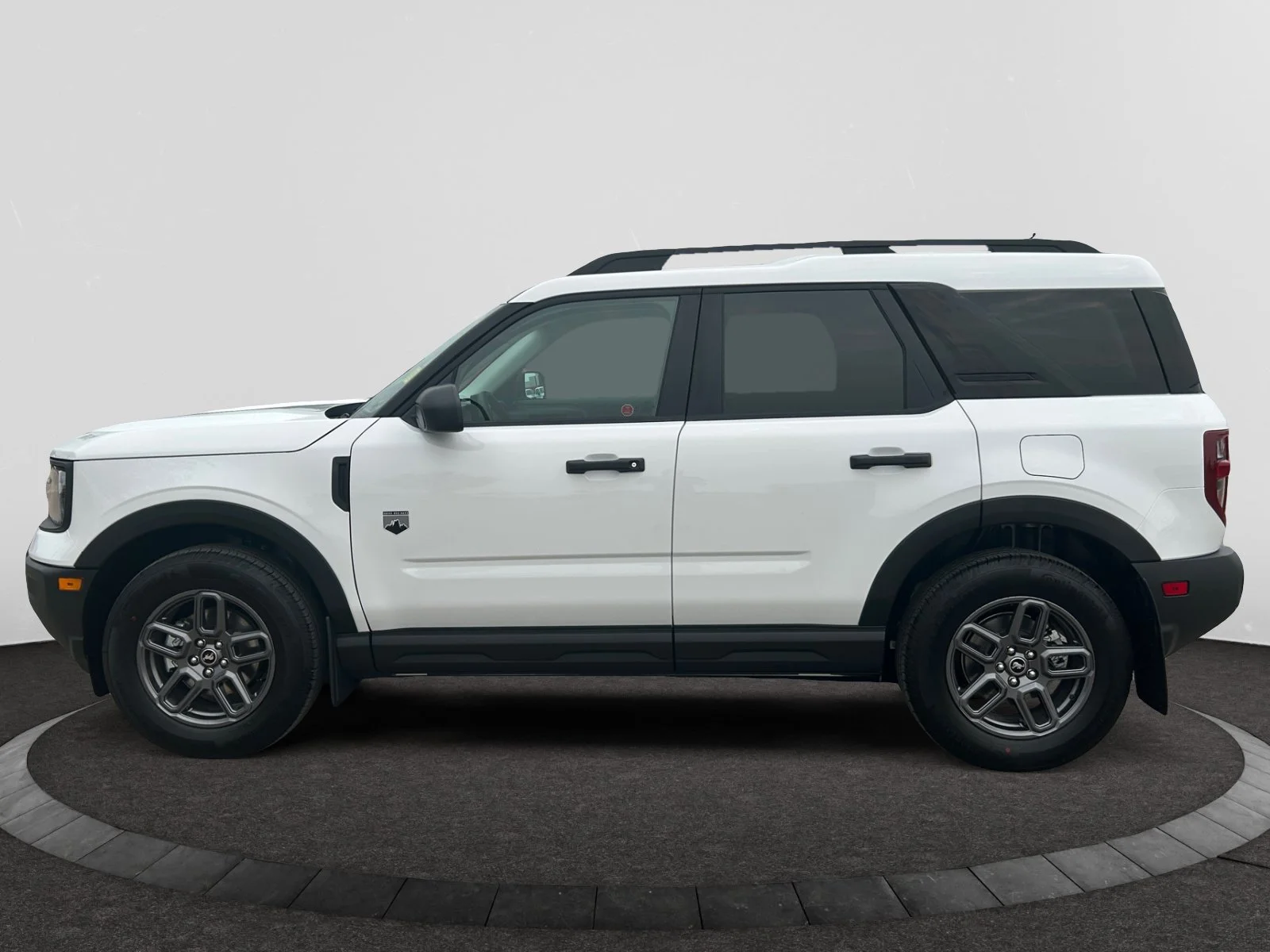 New 2026 Oxford White Ford Big Bend image 2