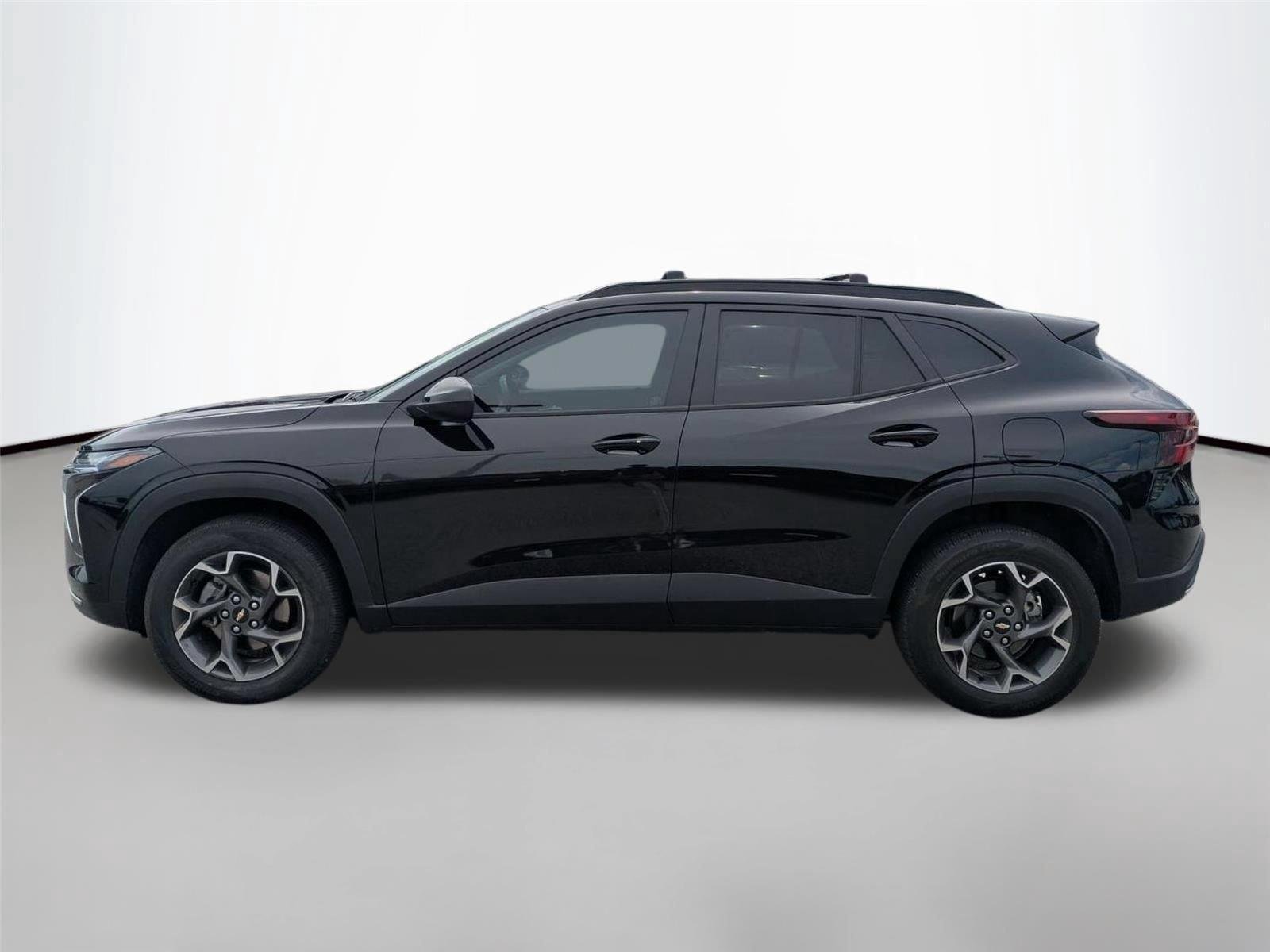 Used 2025 Mosaic Black Metallic Chevrolet LT image 5