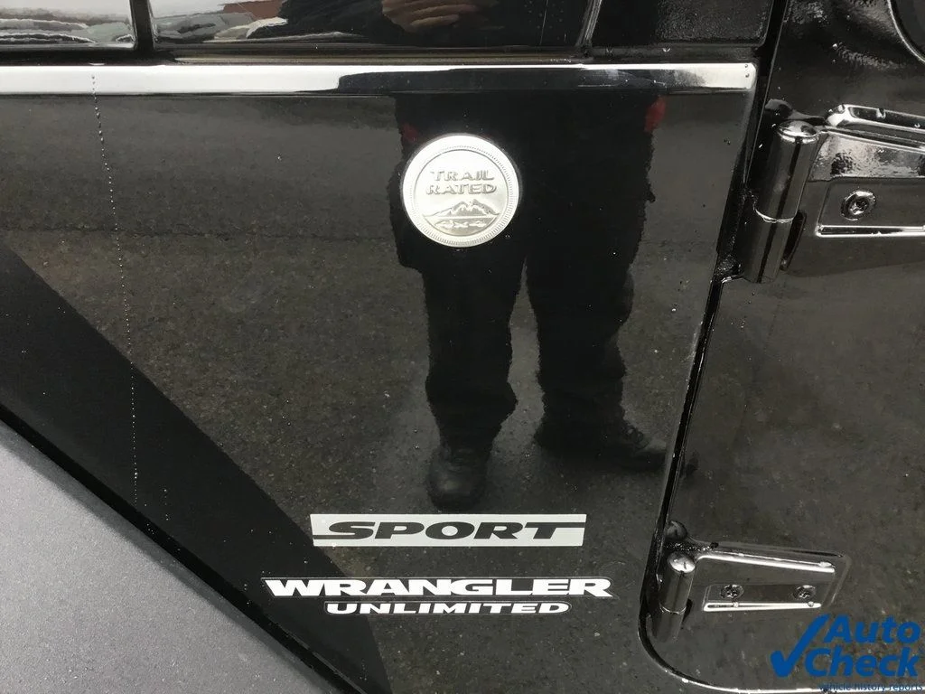 Used 2010 Black Jeep Unlimited Sport image 27