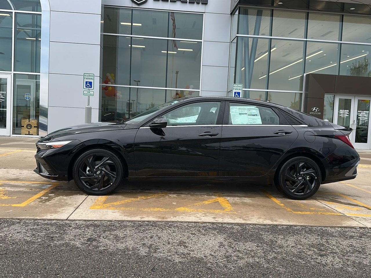 New 2026 Abyss Black Hyundai SEL Sport image 2