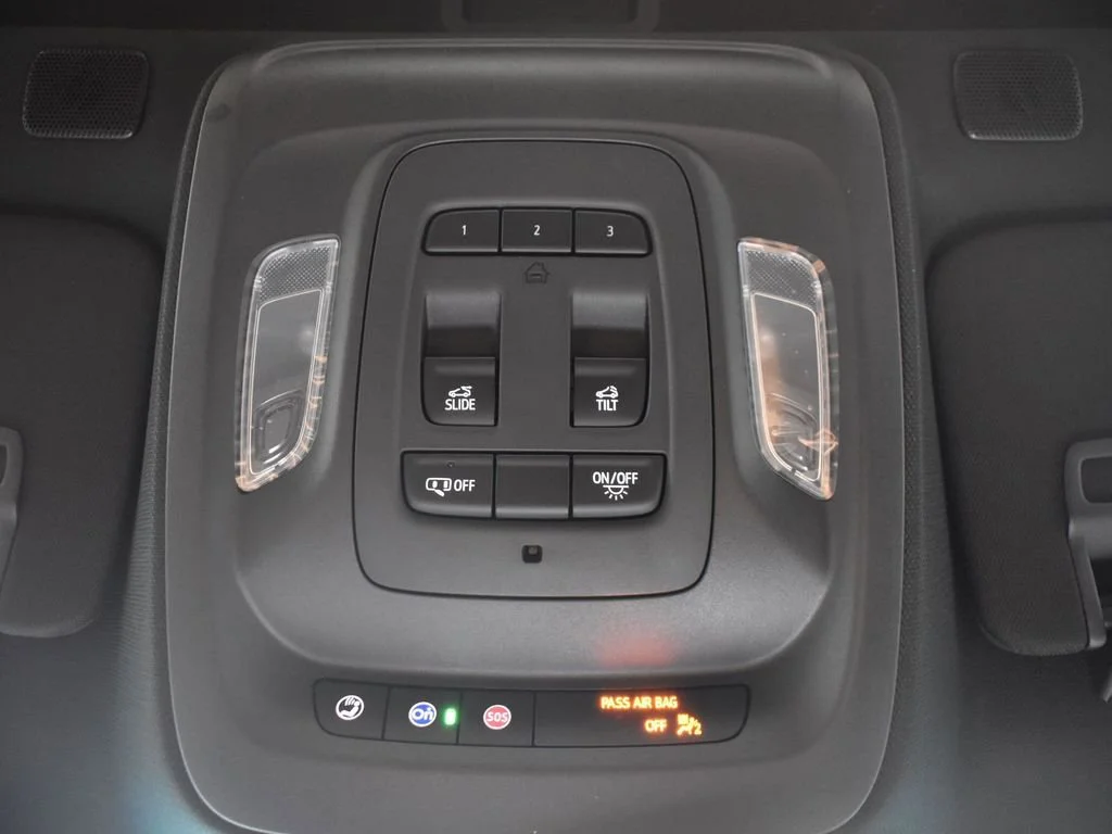 2025 Cadillac CT4 V-Series - Photo 23
