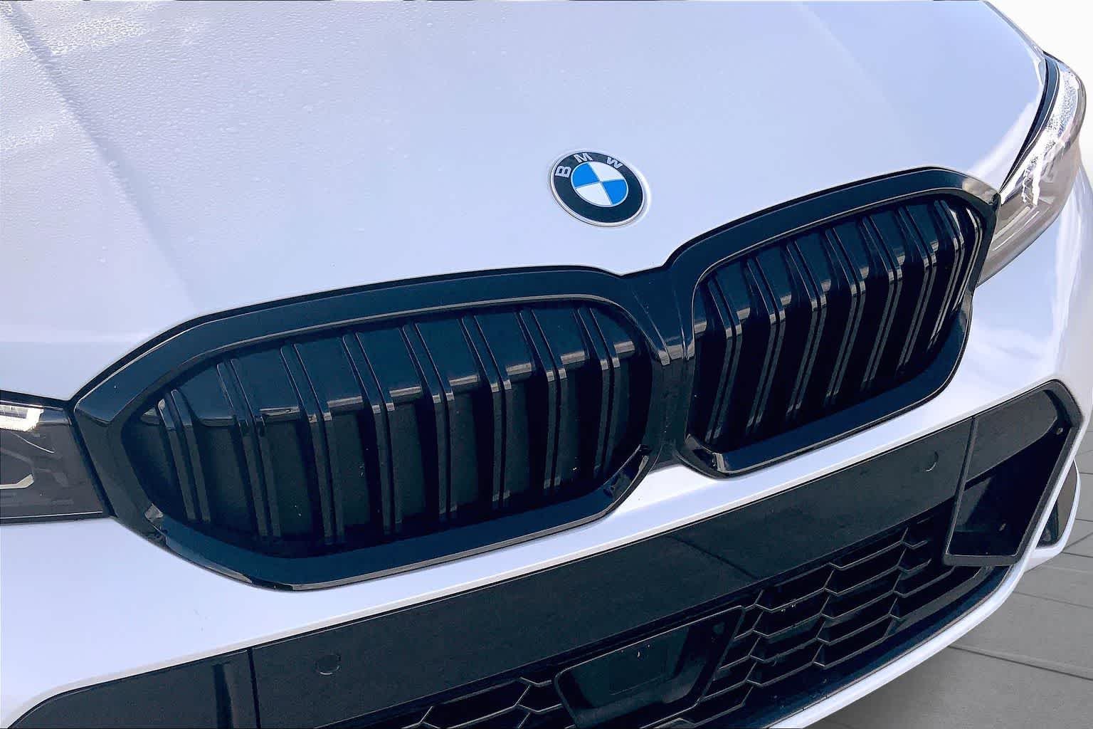 Used 2026 Mineral White Metallic BMW 330i NA image 43