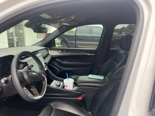 Used 2026 White Jeep Limited image 10