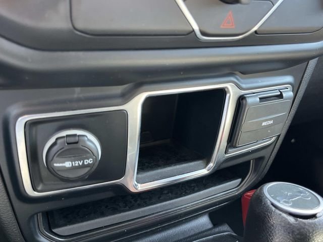 Used 2019 Gray Jeep Unlimited Sport image 31