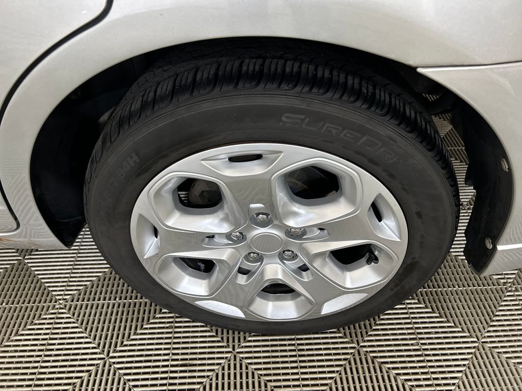 2010 Ford Fusion SE - Photo 10