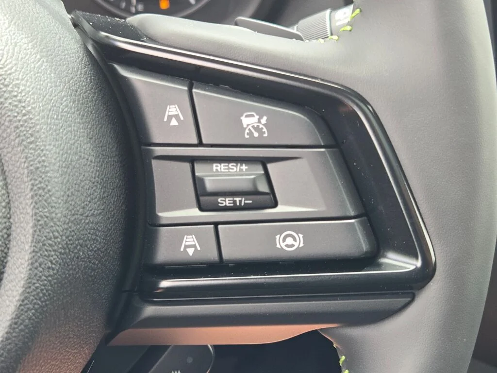 New 2026 AUTUMN GREEN METALLIC Subaru Onyx Edition Touring 7-Passenger image 32
