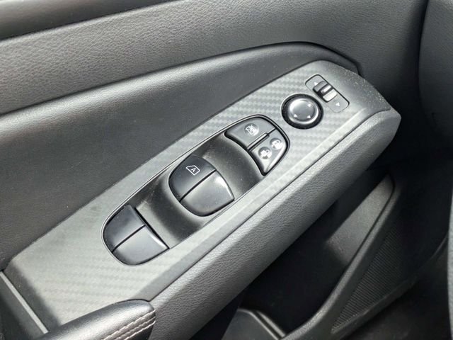 Used 2024 Red Nissan 2.5 SV image 21