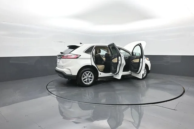 Certified Used 2024 White Metallic Ford SEL image 43