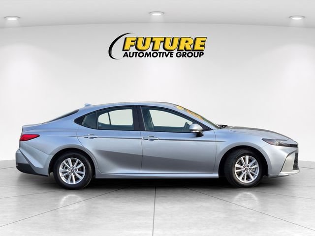 Used 2025 Silver Toyota LE image 3