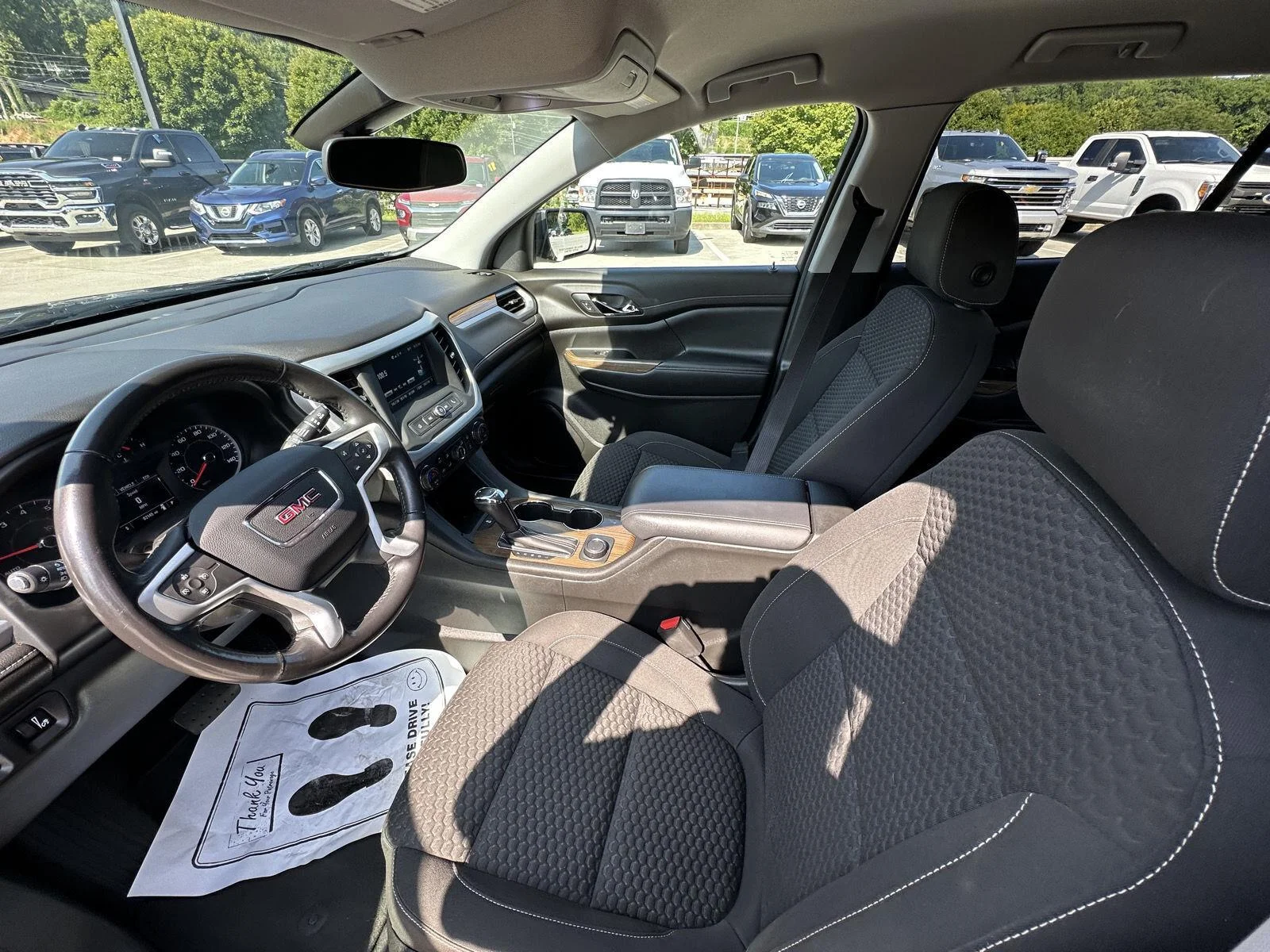Used 2019 EBONY TWILIGHT METALLIC GMC SLE image 10