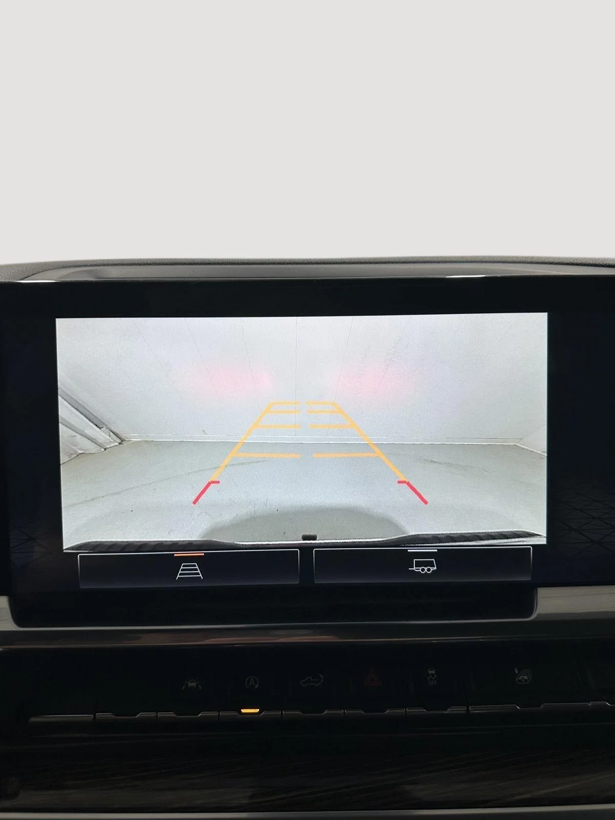 Used 2022 Summit White GMC Elevation image 13