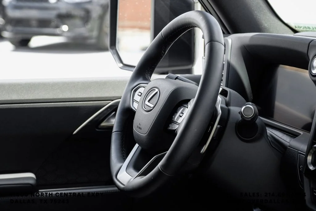 Used 2026 Incognito/Black Roof Lexus 550 Overtrail+ image 14