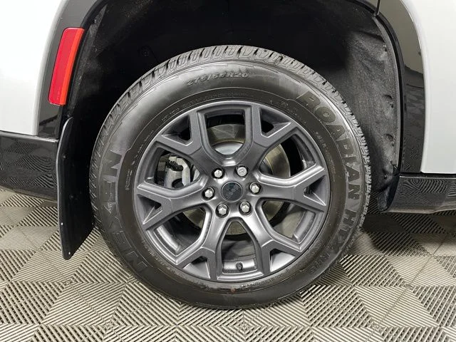 Used 2026 Silver Jeep Limited Altitude image 12