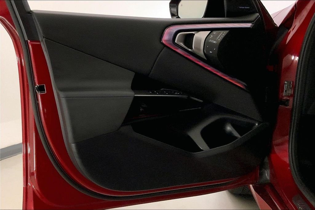 Used 2026 Vegas Red Metallic BMW  image 24
