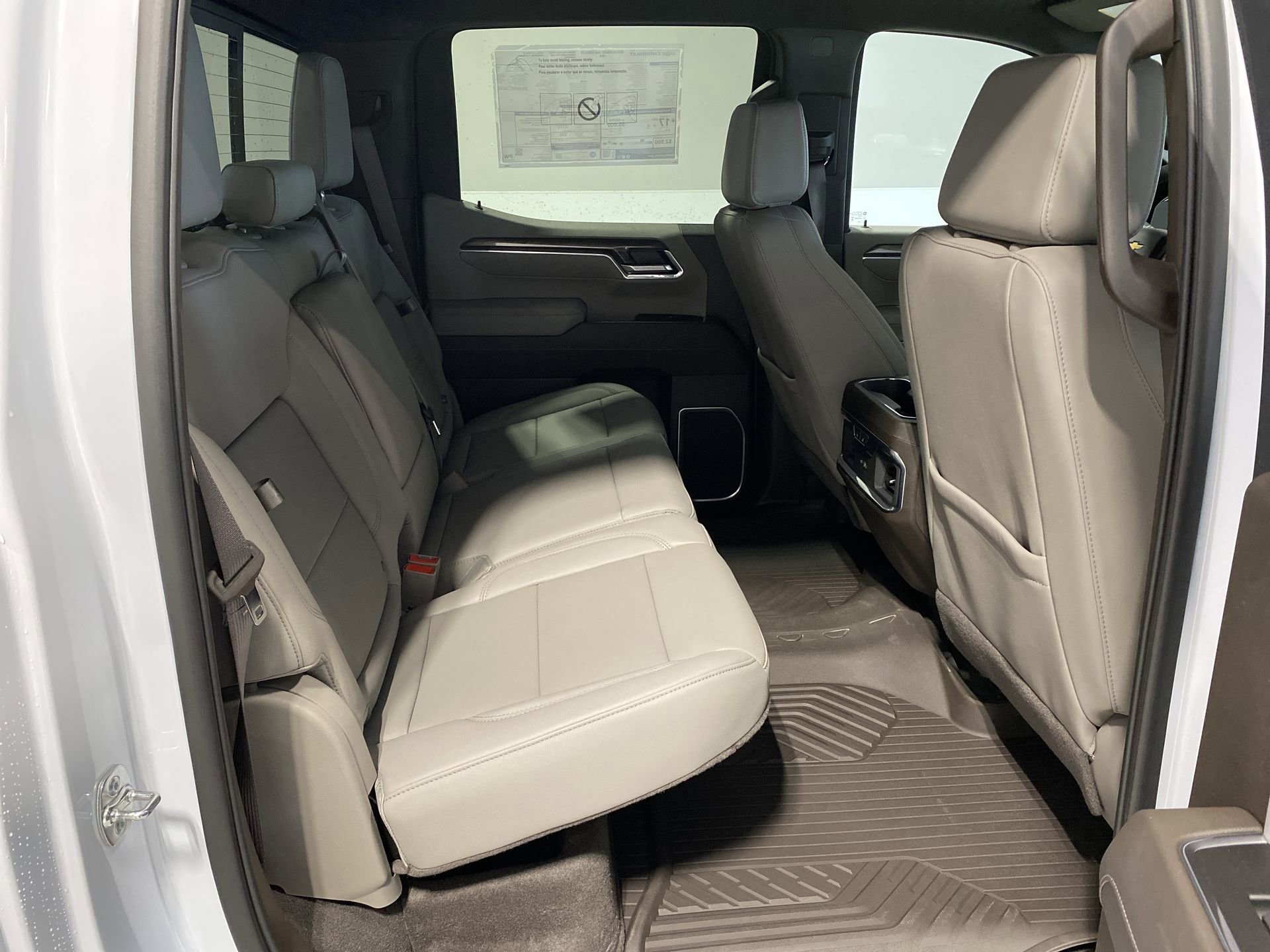 2026 Chevrolet Silverado 1500 LTZ - Photo 26