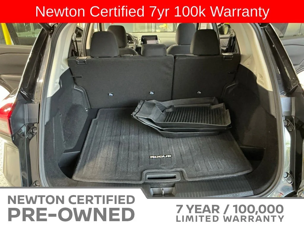 Certified Used 2025 Super Black Nissan SV image 18
