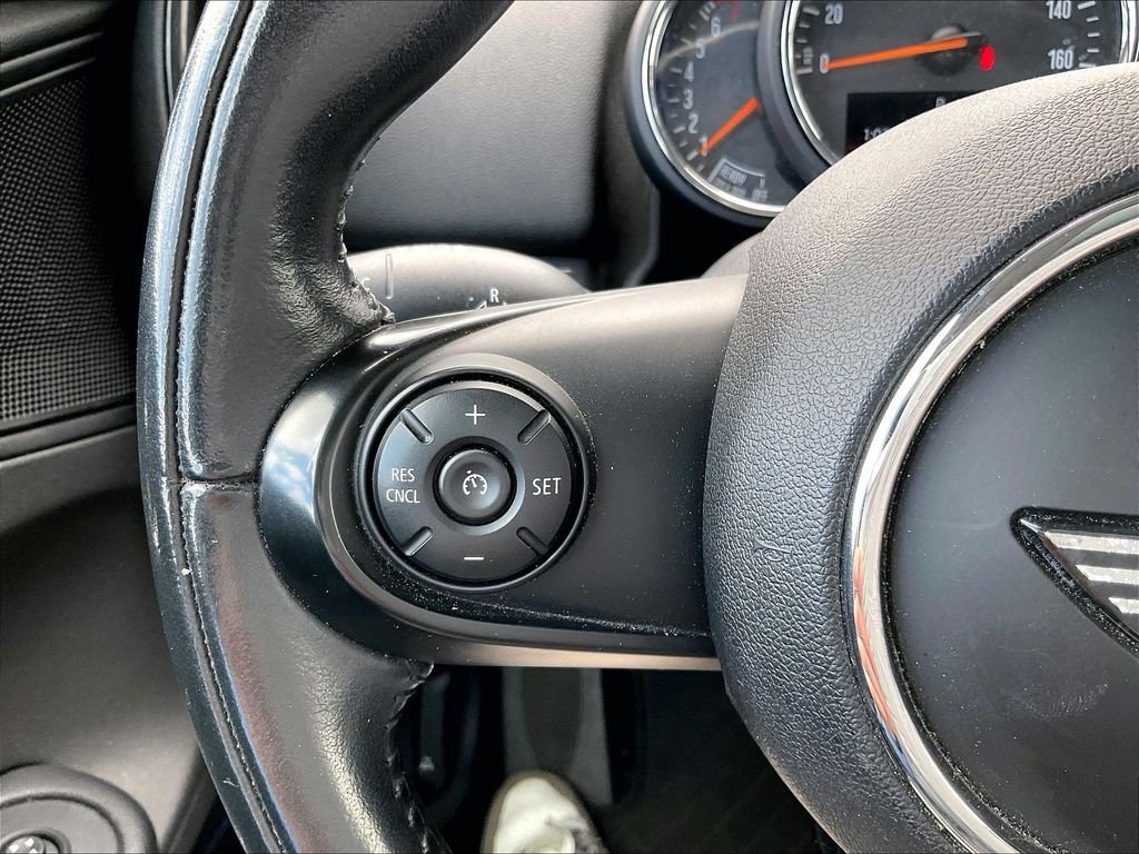 Used 2019 Midnight Black Metallic MINI  image 23