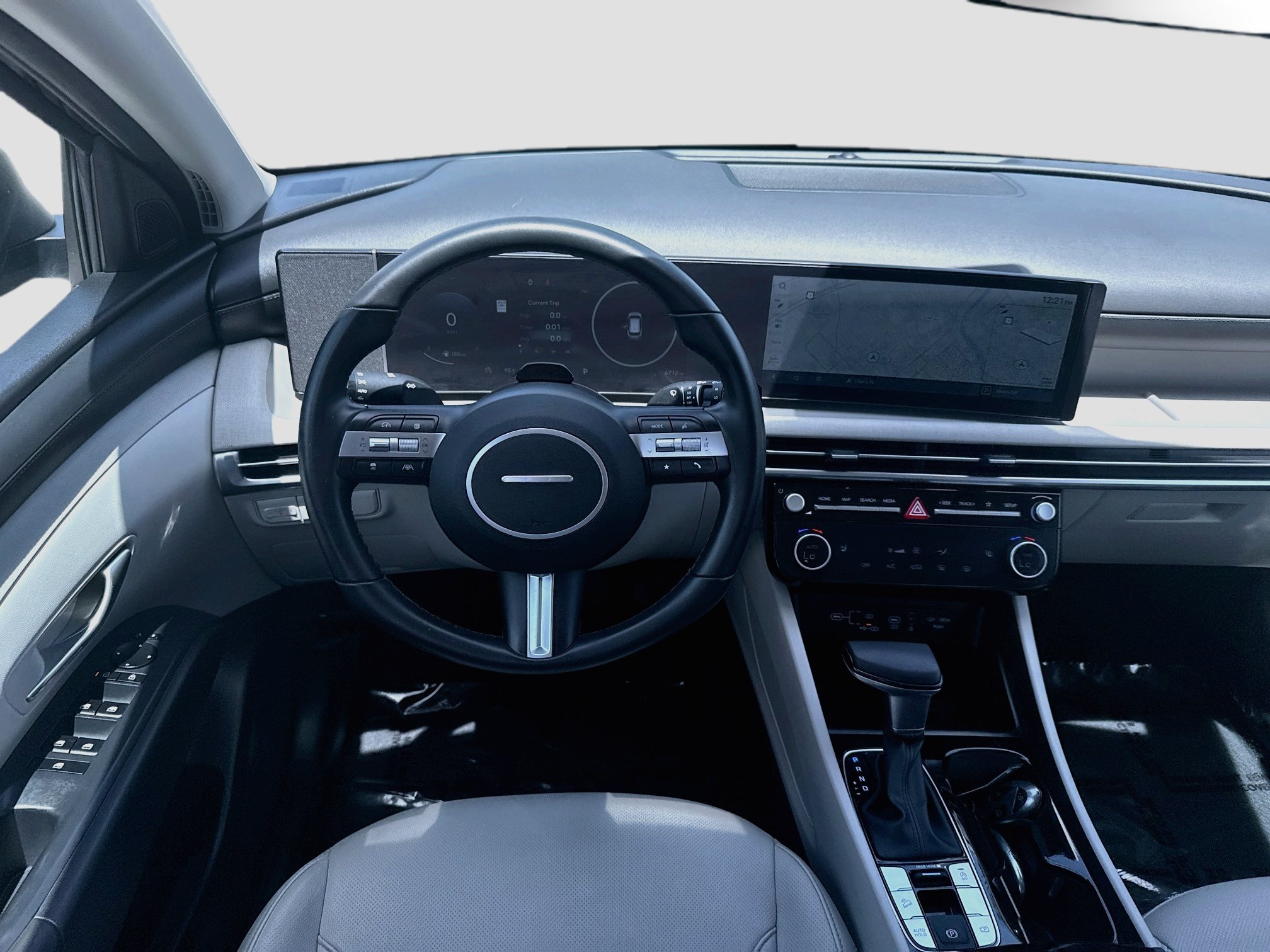 Used 2025 Phantom Black Hyundai SEL Convenience image 21
