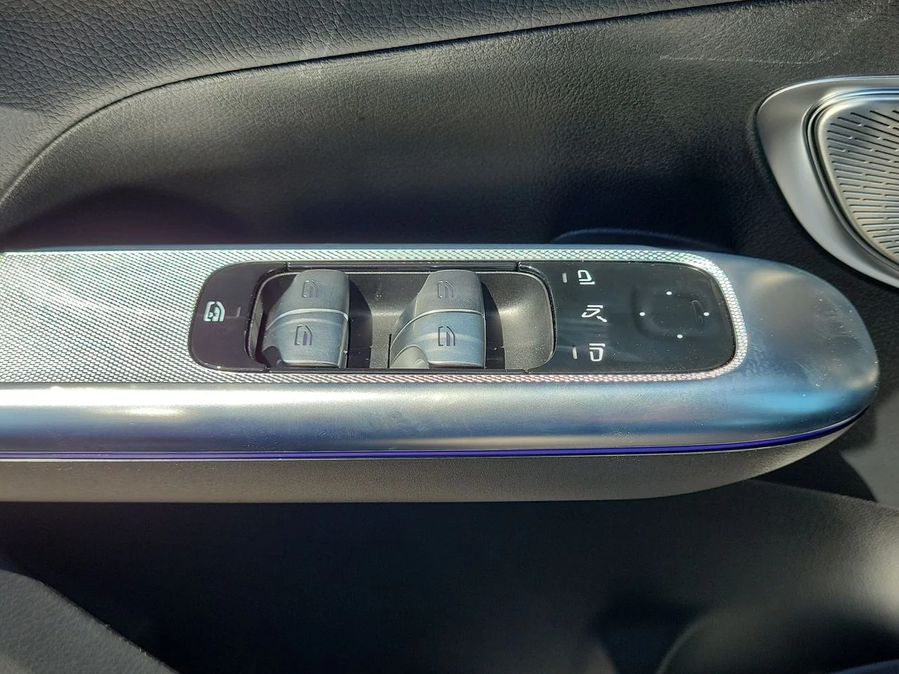 2026 Mercedes-Benz GLC Base - Photo 24