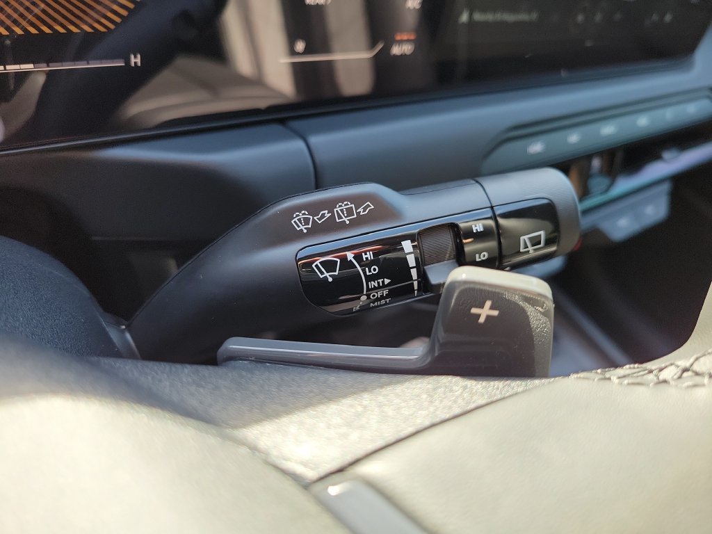 New 2027 Wolf Gray Kia X-Line EX image 32