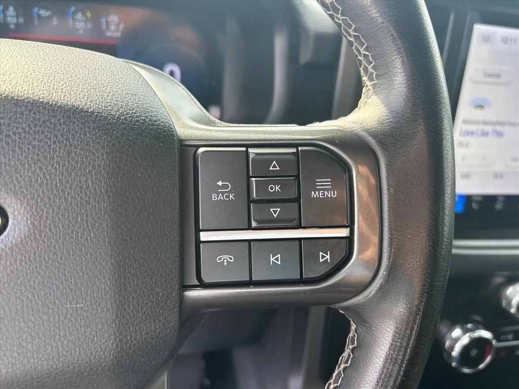 Certified Used 2024 Oxford White Ford XLT image 29