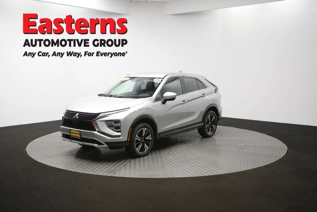 Used 2024 Silver Mitsubishi SE image 53