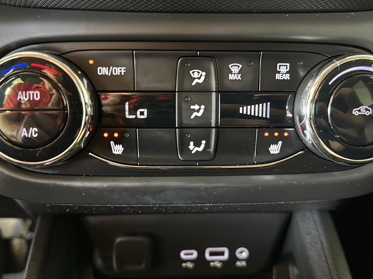 Used 2023 Mosaic Black Metallic Chevrolet LT image 9