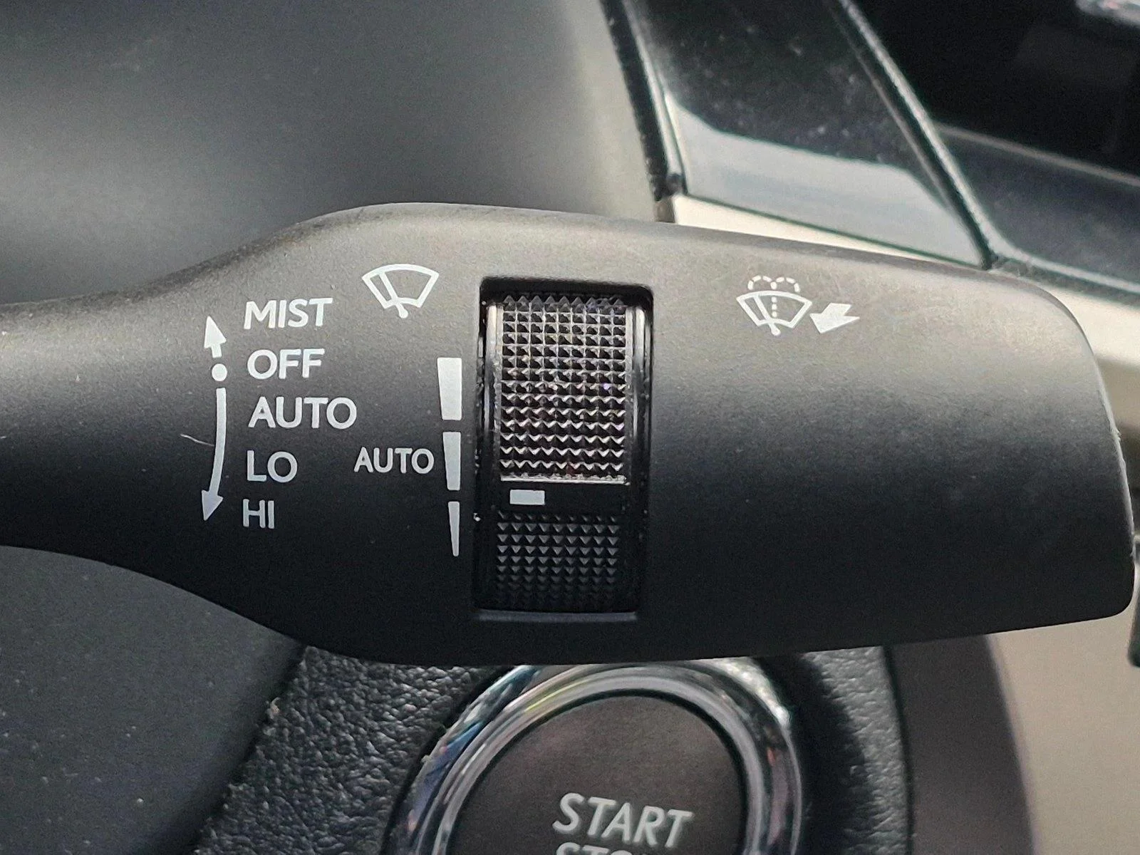 Used 2015 Ultra White Lexus Crafted Line image 11
