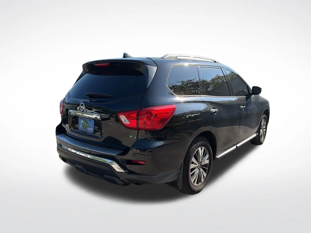 Used 2020 Magnetic Black Nissan S image 5
