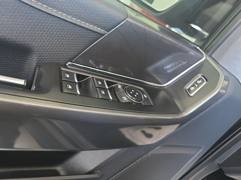 Used 2023 Gray Metallic Ford XLT image 21