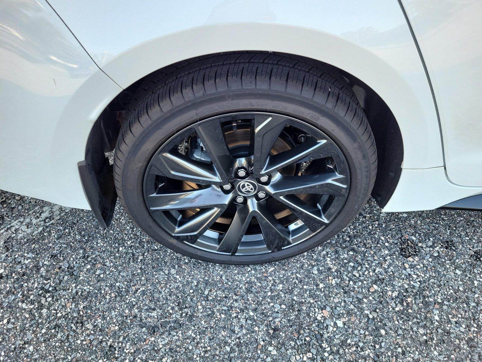Used 2026 Ice Cap Toyota SE image 7