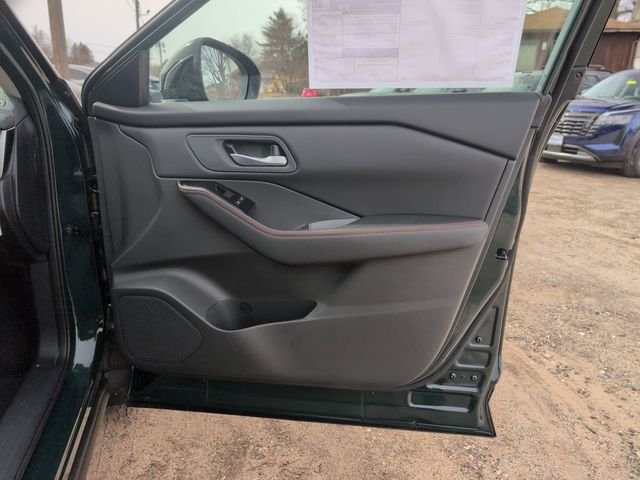 New 2026 Obsidian Green Pearl Nissan Rock Creek® image 9
