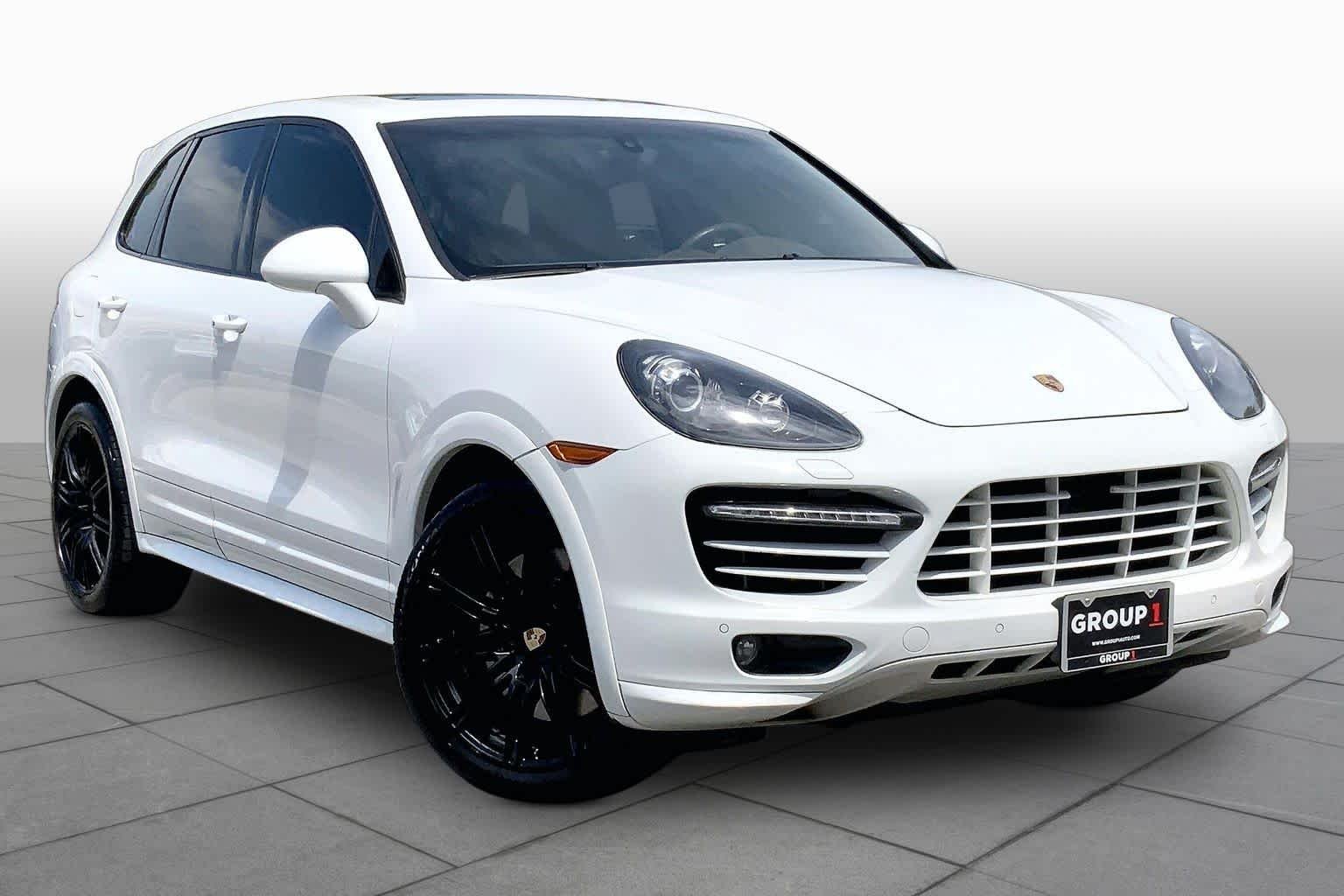Used 2013 White Porsche Turbo image 3