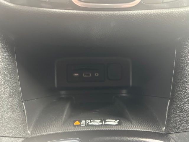 Used 2024 Beige Chevrolet Premier image 28