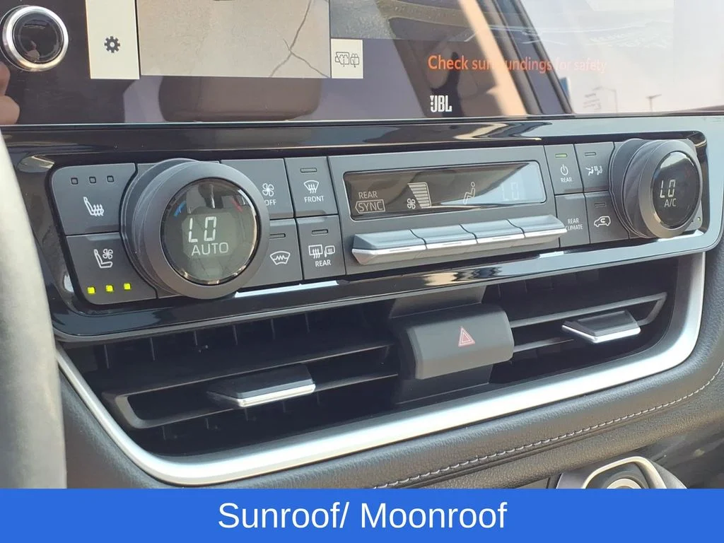 Used 2025  Toyota Limited image 9