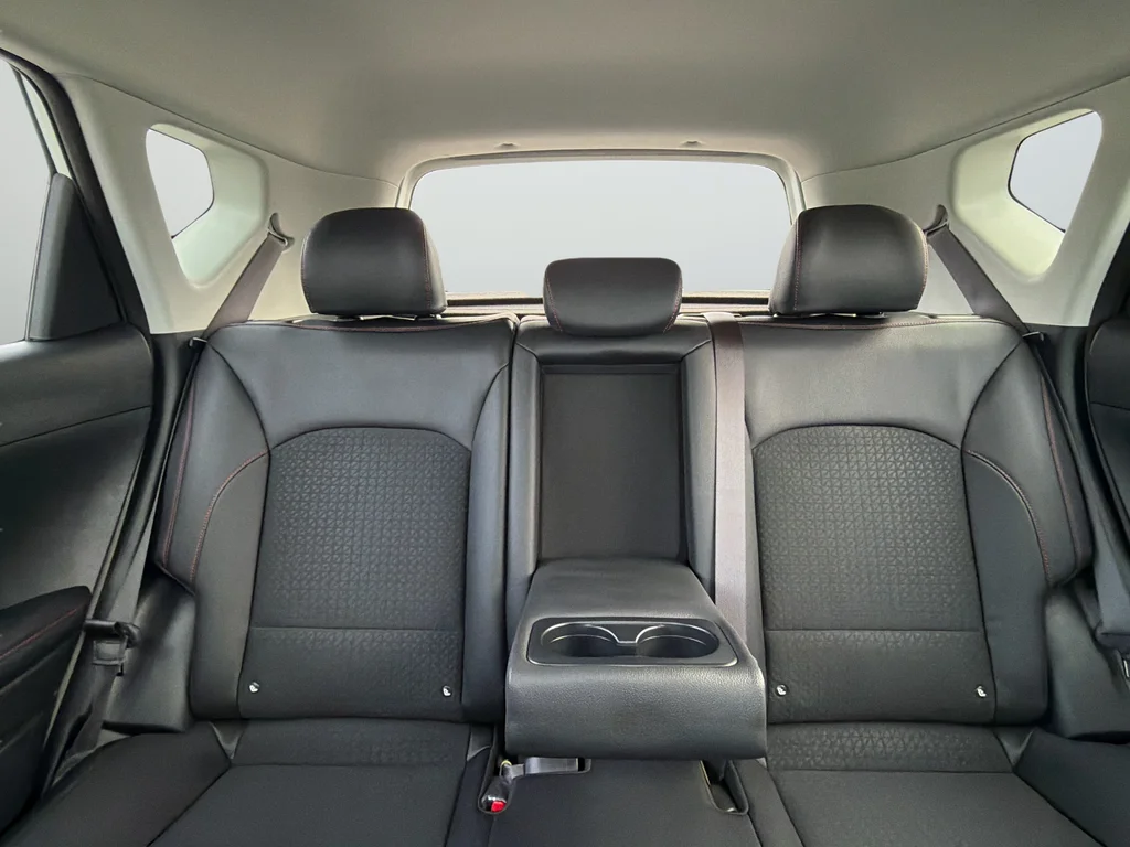 Used 2025 White Kia GT-Line image 33