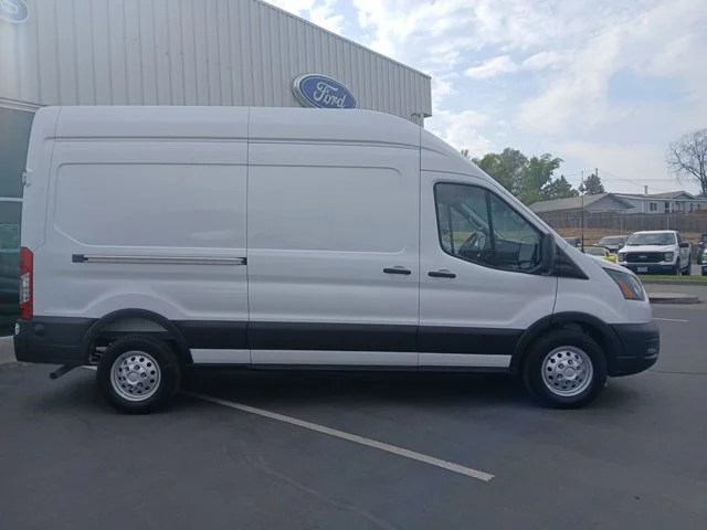 New 2026 White Ford Base image 2