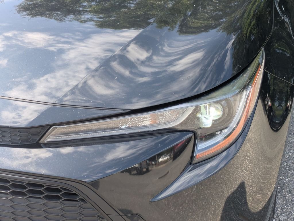 Used 2021 Black Toyota LE image 9