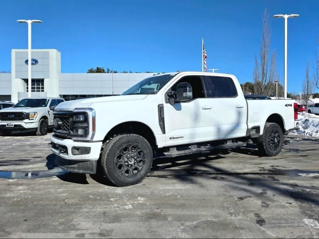 New 2026 Oxford White Ford LARIAT image 1
