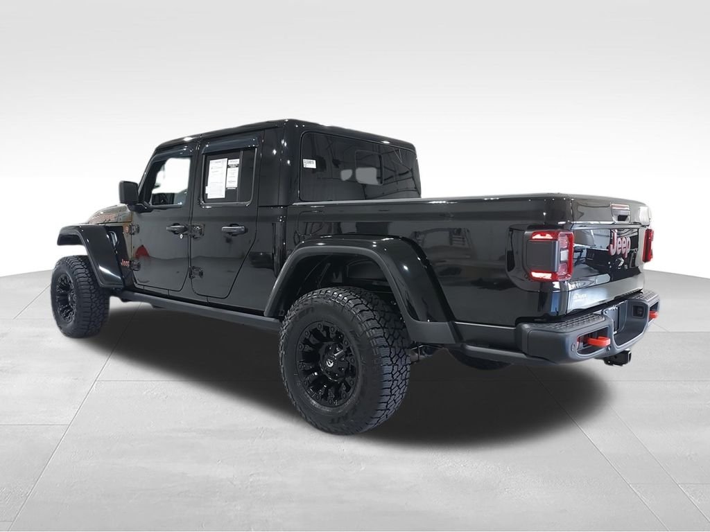 Used 2025 Black Jeep Mojave image 6