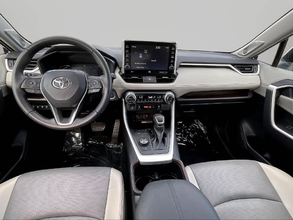 Used 2022 Silver Toyota Limited image 7