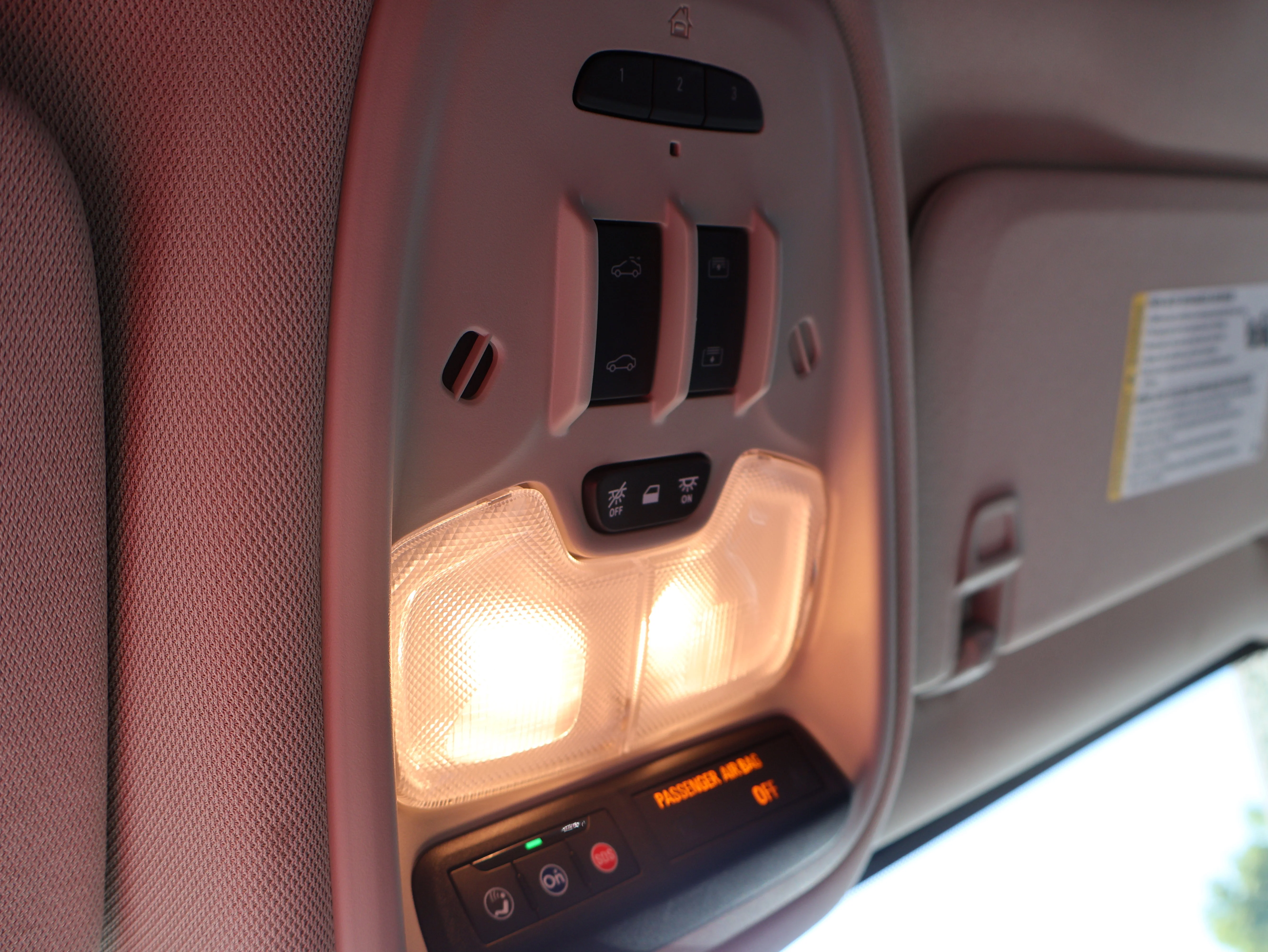 Used 2023 White Frost Tricoat Buick Essence image 39