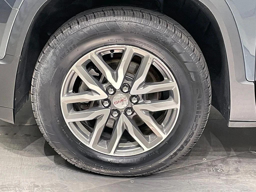 Used 2019 Blue GMC SLE-2 image 35